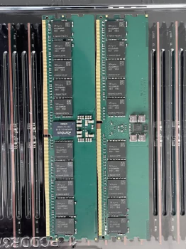 DRAM & NAND ఫ్లాష్ సప్లై బిగుతుగా ఉంది: బల్క్ మర్చంట్ స్టాక్‌పైలింగ్ పెరుగుదల, DDR మెమరీ ధర పైకి సైకిల్‌లోకి ప్రవేశిస్తుంది